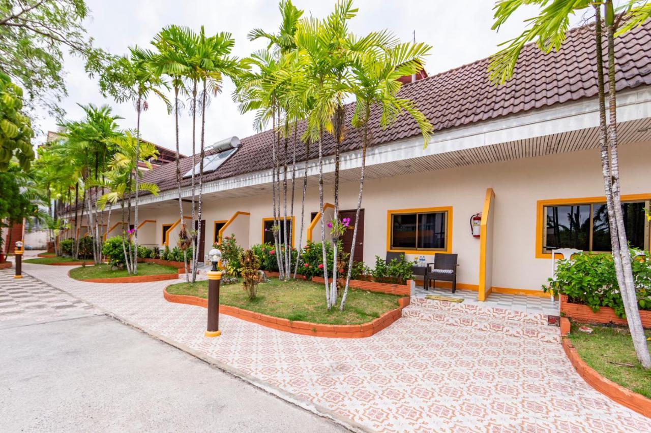 Coconut Resort Hotel Patong Eksteriør billede