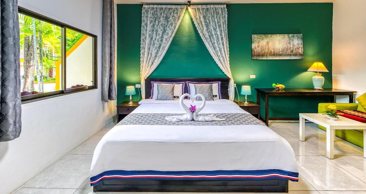 Coconut Resort Hotel Patong Eksteriør billede